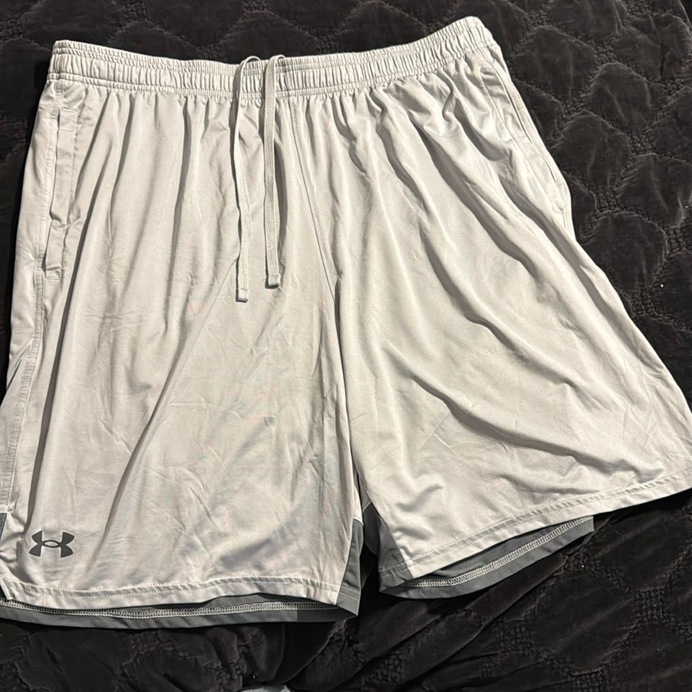 Under Armour, gray athletic shorts size XXL